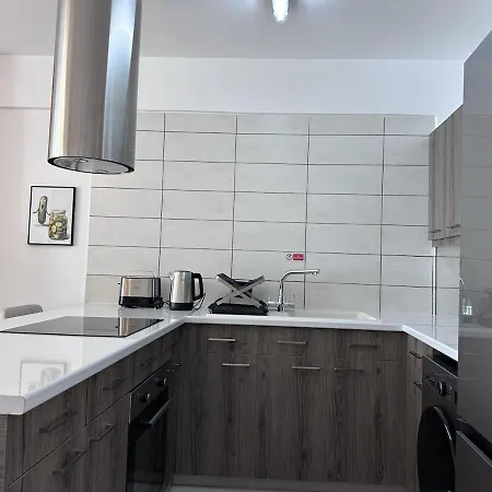 דירה Vibrant Finikoudes Sea View 2 Bedroom לרנקה