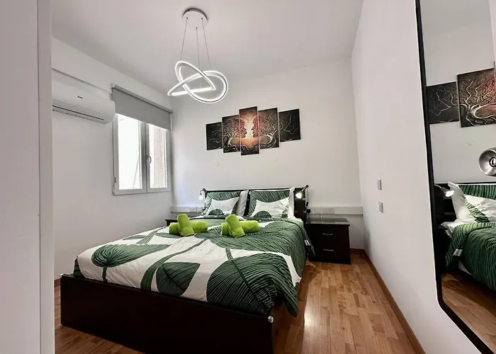 Apartment Vibrant Finikoudes Sea View 2 Bedroom